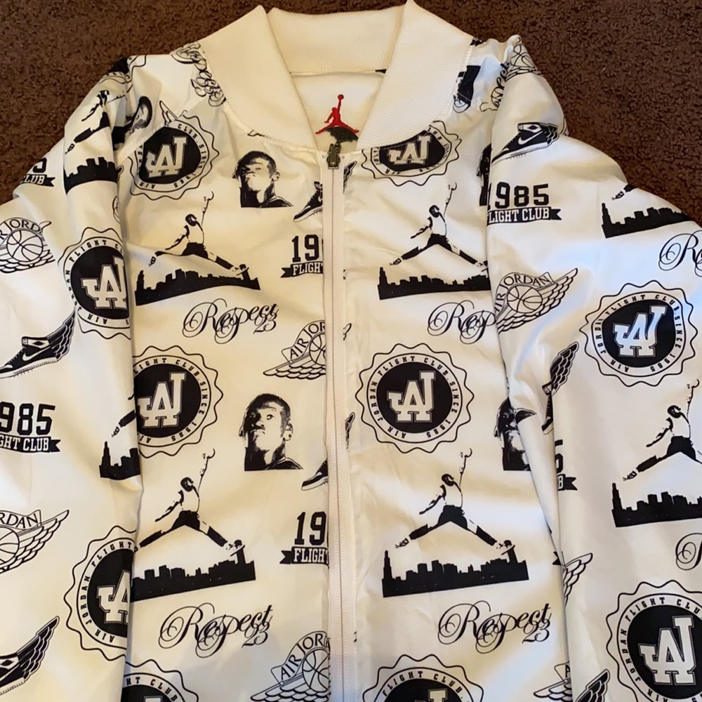 Reversible Jordan Jacket - Picture 2 of 4